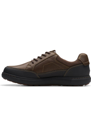 Clarks Mapstone Lo GTX Waterproof in Dark Brown